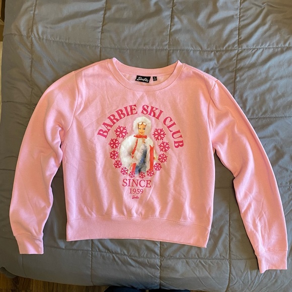 NWOT Barbie Cropped L Sweatshirt; Ski Club; Winter; Adorable; Pink; Holiday Snow - Picture 3 of 7